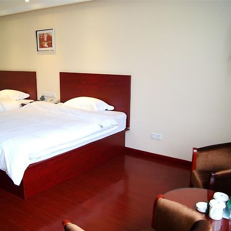 Greentree Inn Anhui Xuancheng South Zhaoting Road Business Hotel מראה חיצוני תמונה